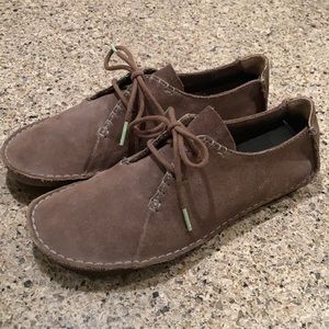 Suede Clarks Faraway Field Tan Clarks Shoes Clarks Originals